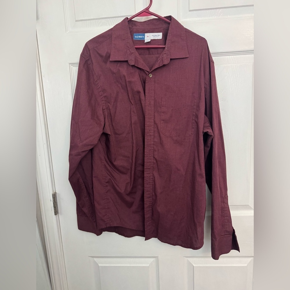 Old Navy Burgundy Men's Button-Up Shirt